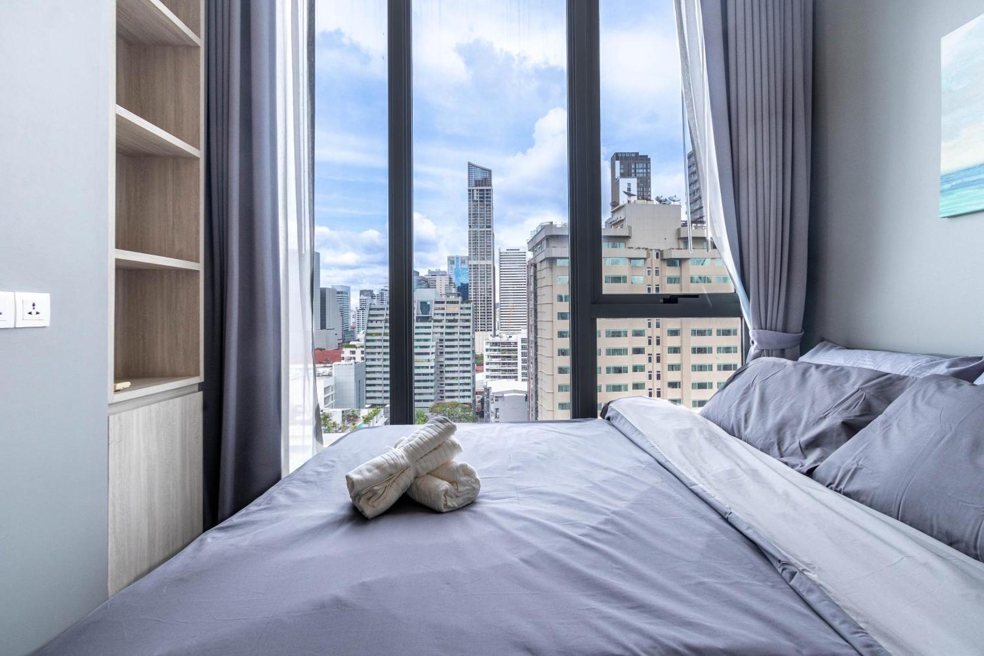Hyde Sukhumvit 11 Branded Suites Банкок Екстериор снимка