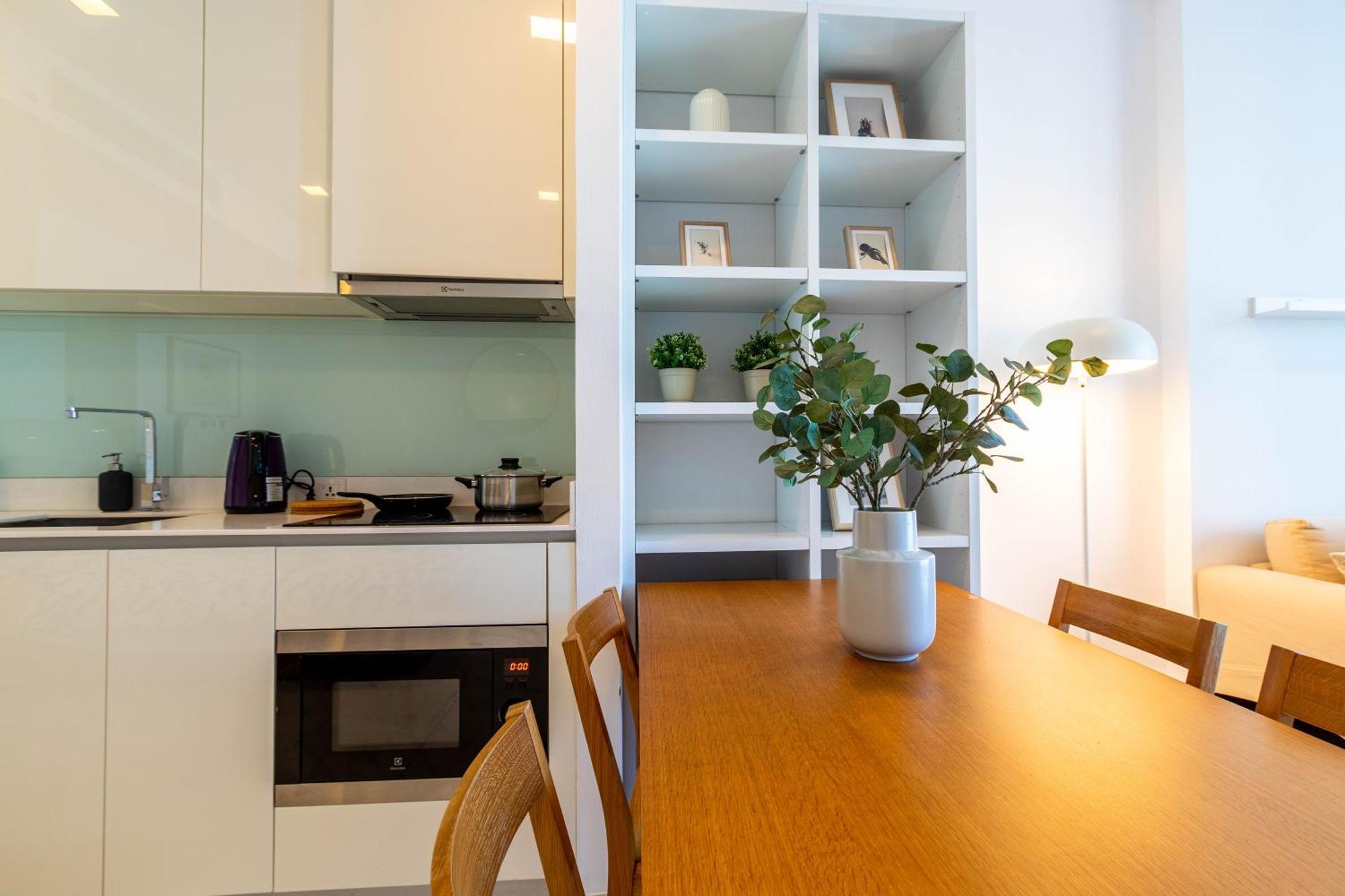 Hyde Sukhumvit 11 Branded Suites Банкок Екстериор снимка