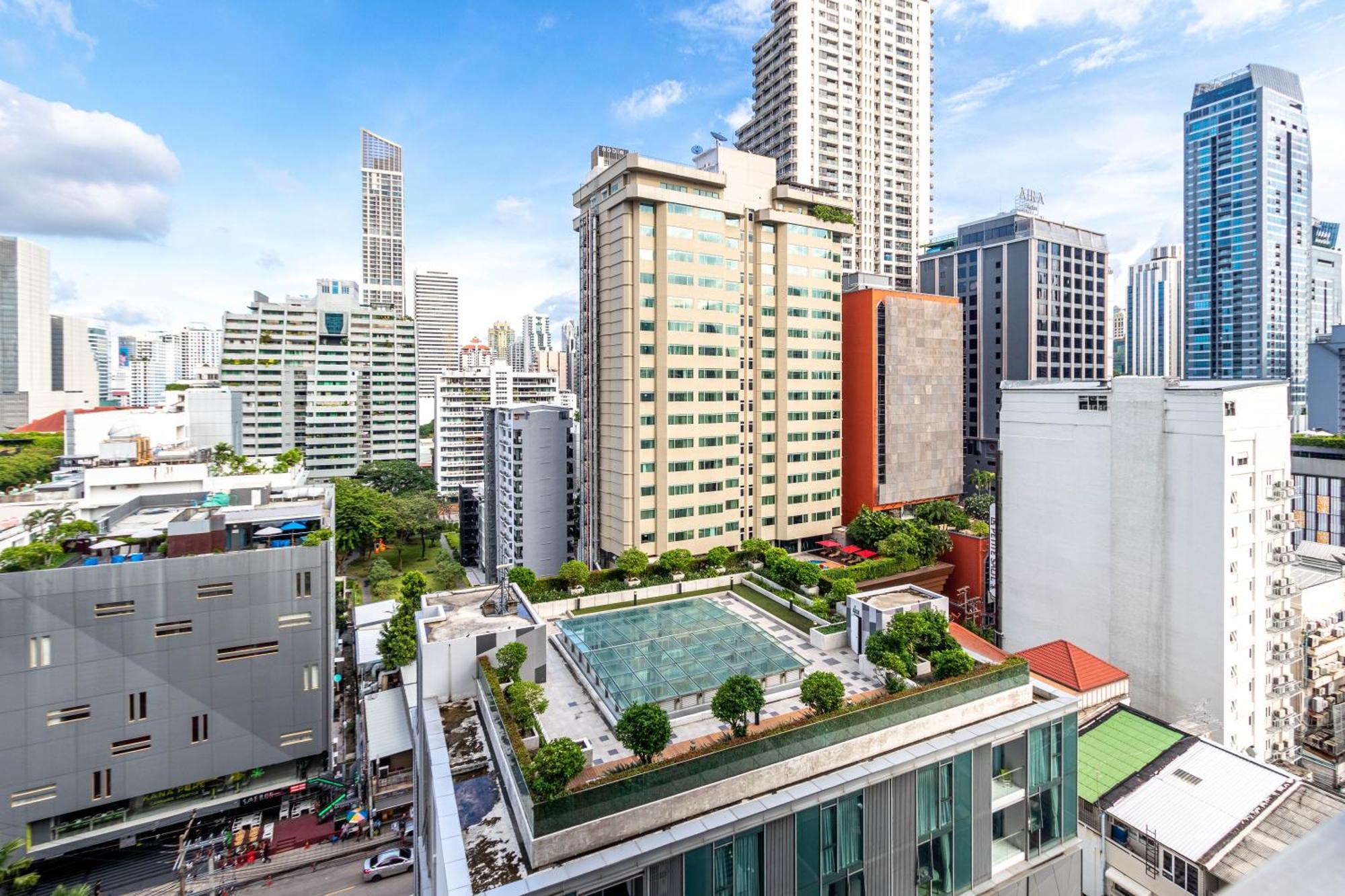 Hyde Sukhumvit 11 Branded Suites Банкок Екстериор снимка