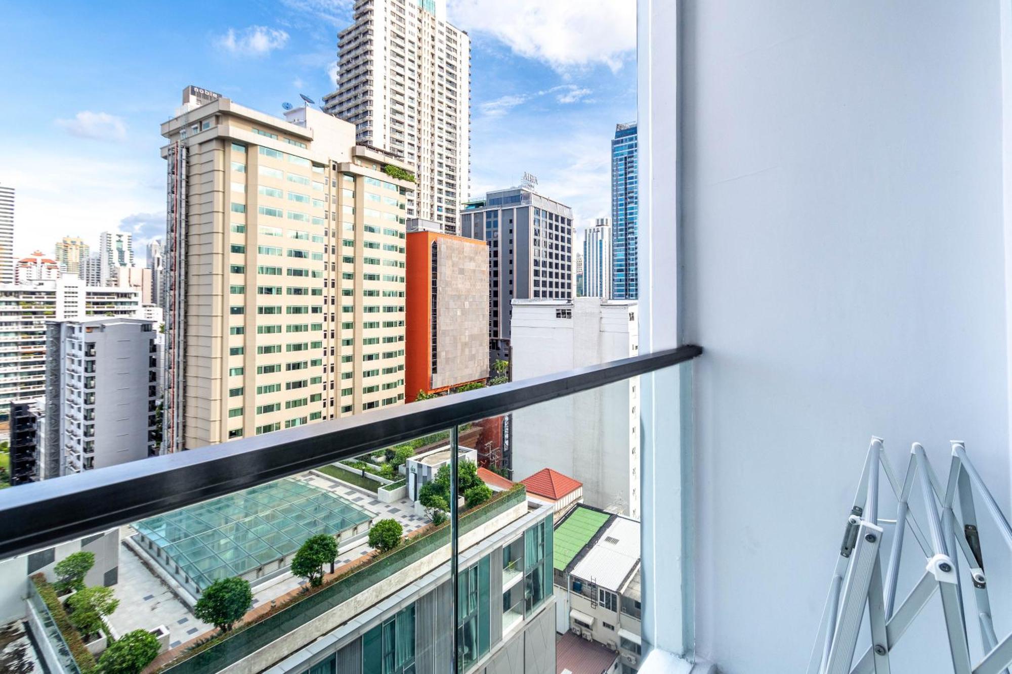 Hyde Sukhumvit 11 Branded Suites Банкок Екстериор снимка