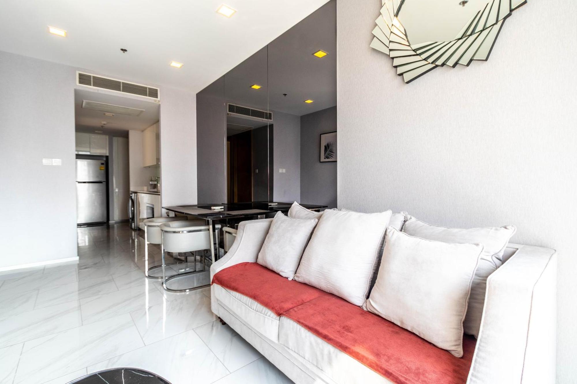 Hyde Sukhumvit 11 Branded Suites Банкок Екстериор снимка