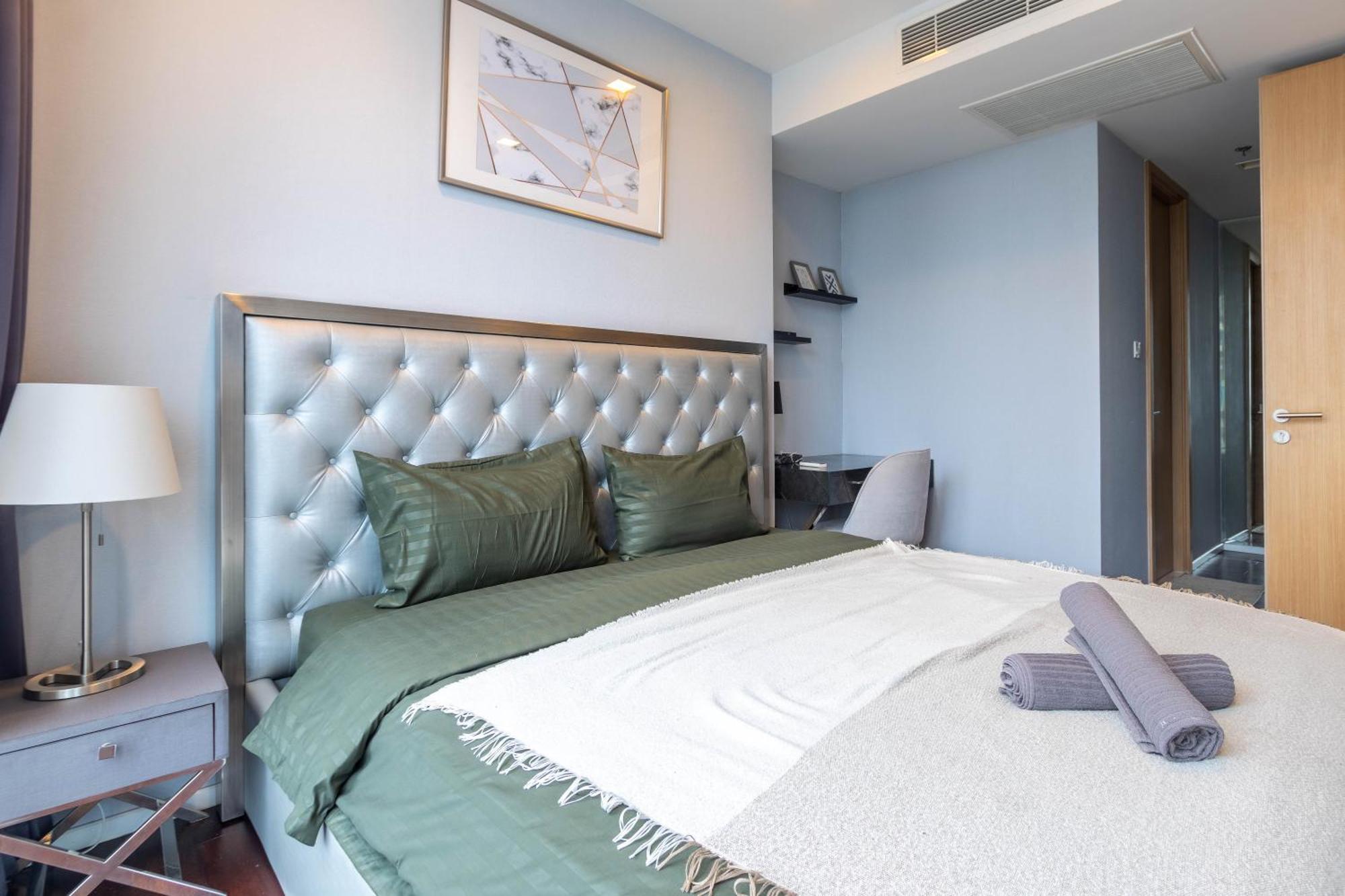 Hyde Sukhumvit 11 Branded Suites Банкок Екстериор снимка